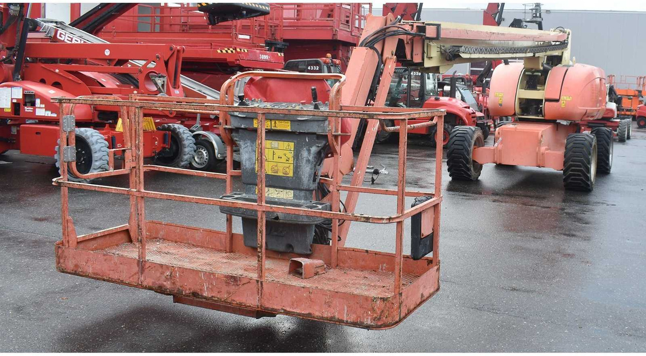 JLG 860SJ - Aerial platform: picture 1 JLG 860SJ - Aerial platform: picture 1
