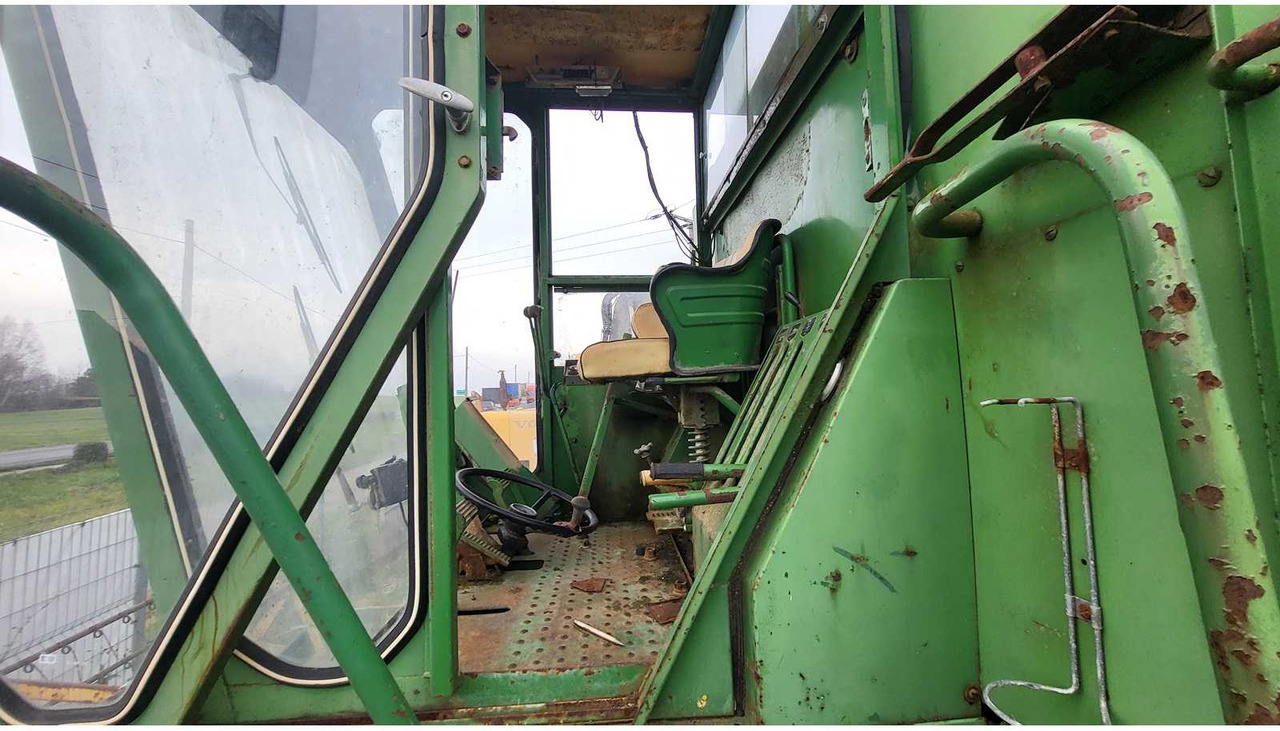 Combine harvester JOHN DEERE 950 COMBINE HARVESTER: picture 10 Combine harvester JOHN DEERE 950 COMBINE HARVESTER: picture 10