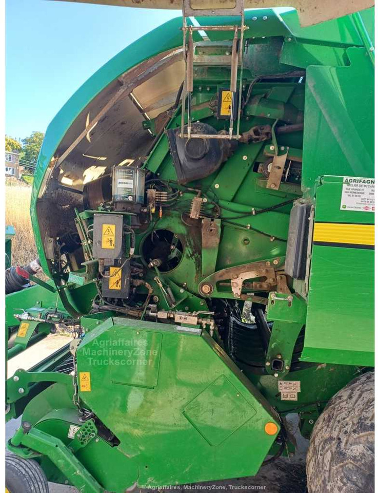 JOHN DEERE L1534P - Square baler: picture 4 JOHN DEERE L1534P - Square baler: picture 4