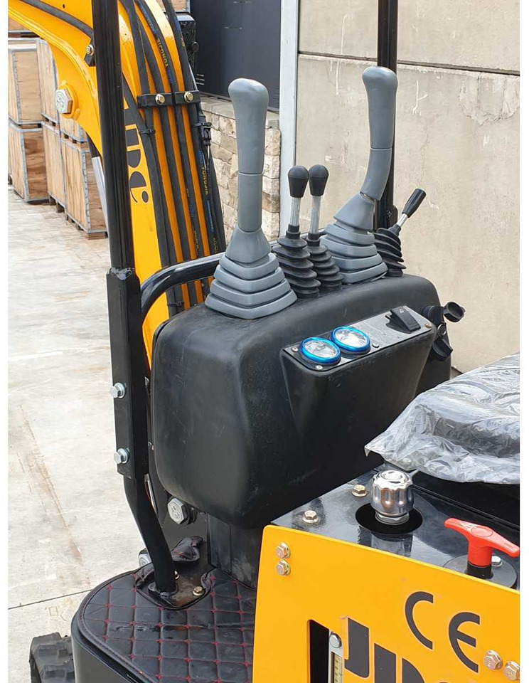 Mini excavator JPC HT12 MINI EXCAVATOR: picture 17 Mini excavator JPC HT12 MINI EXCAVATOR: picture 17