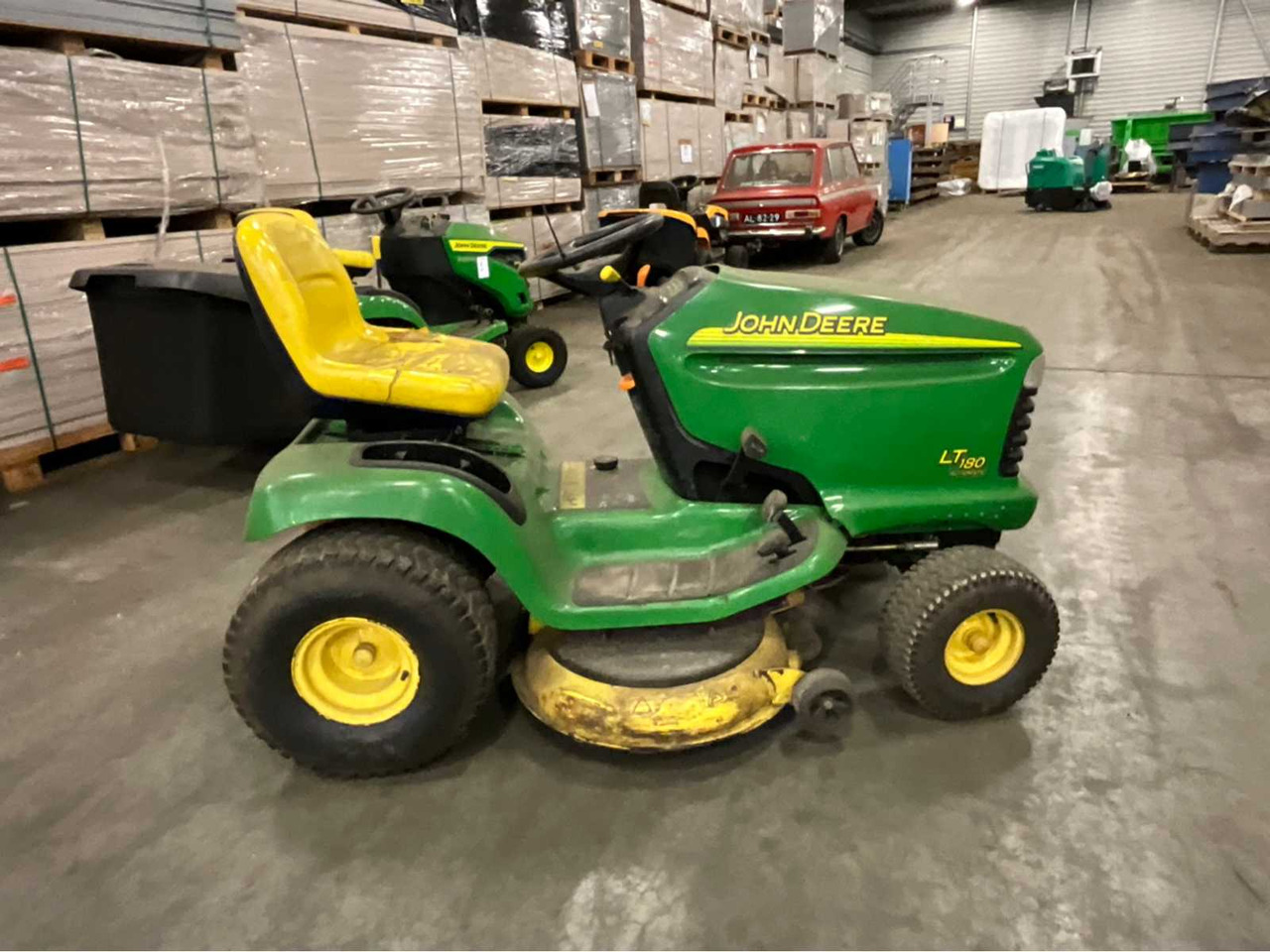 John Deere LT180 automatic - Garden mower: picture 5 John Deere LT180 automatic - Garden mower: picture 5