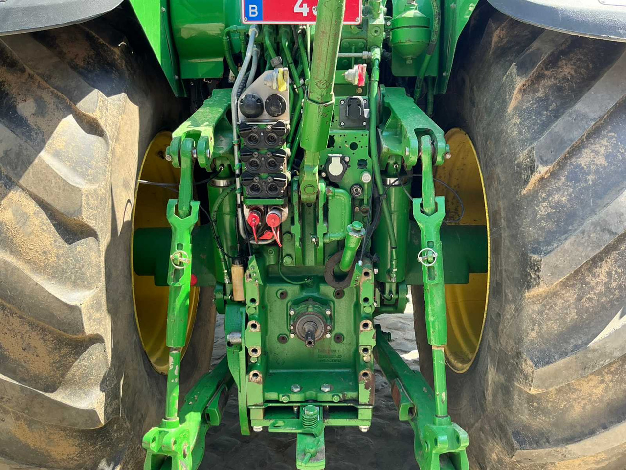Farm tractor John Deere MR 7830: picture 32