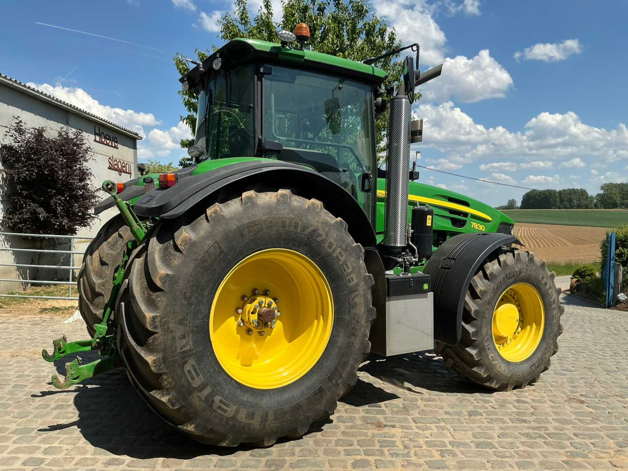 Farm tractor John Deere MR 7830: picture 6