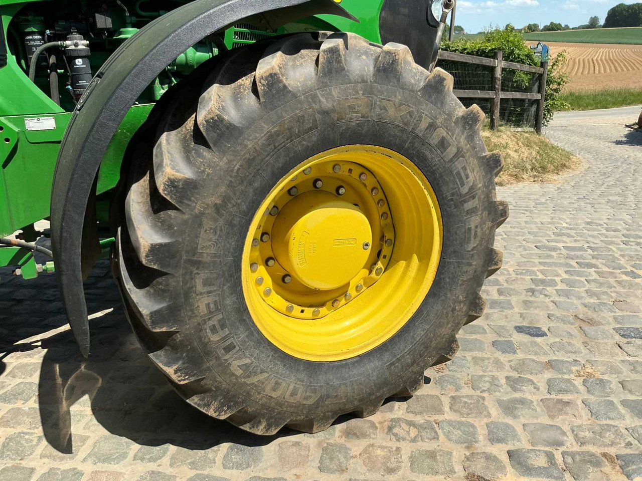 Farm tractor John Deere MR 7830: picture 12
