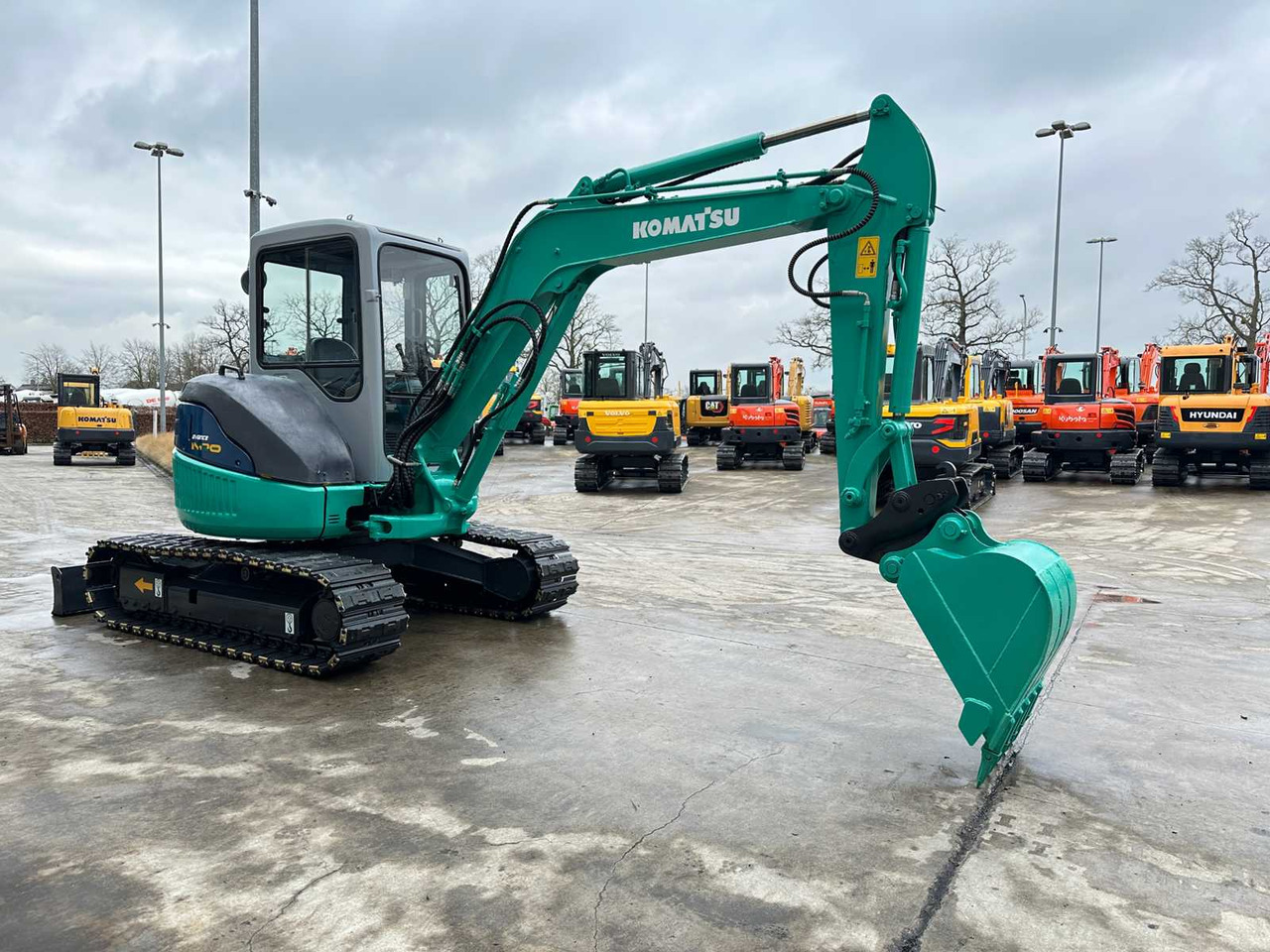 KOMATSU - 2008 - PC55MR - MIDI EXCAVATOR - Excavator: picture 3 KOMATSU - 2008 - PC55MR - MIDI EXCAVATOR - Excavator: picture 3