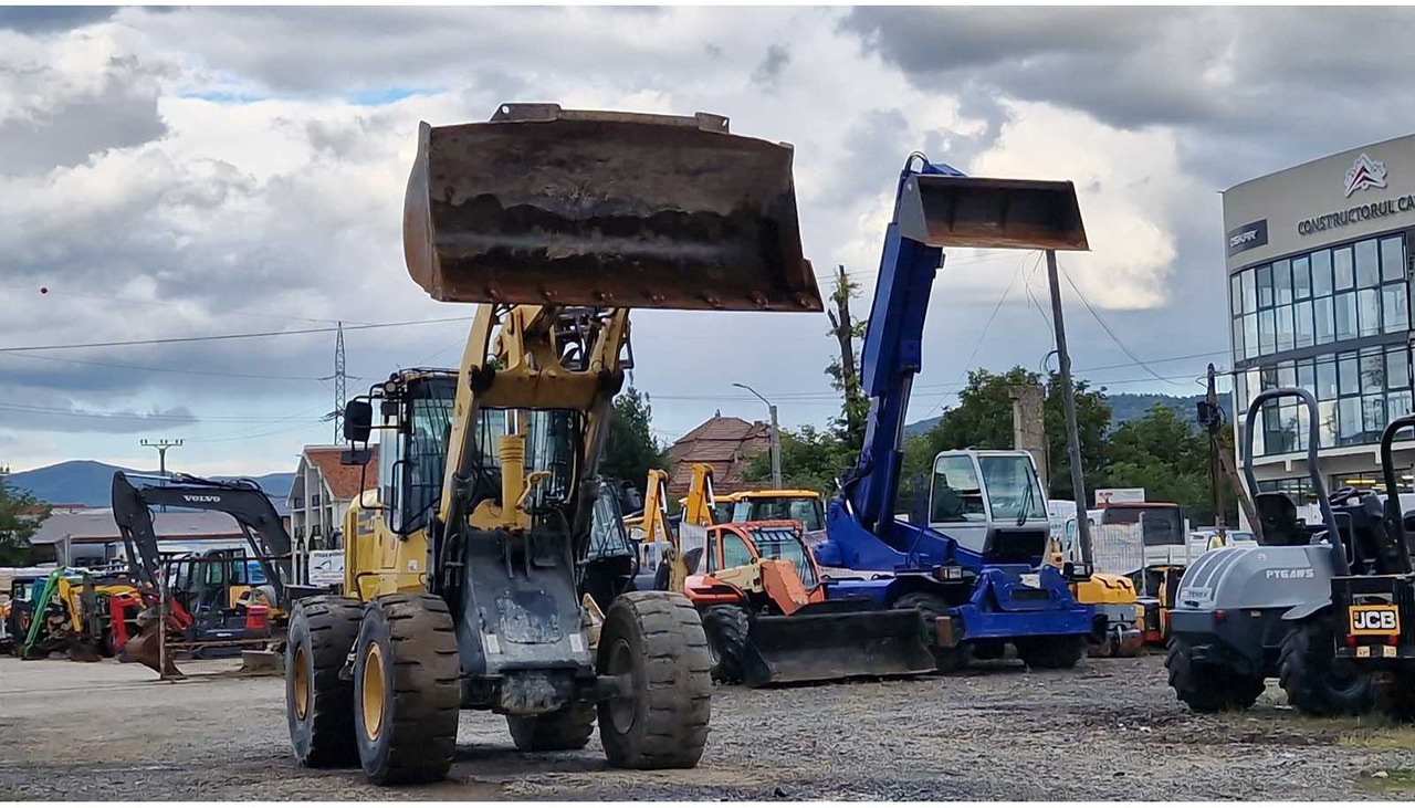 KOMATSU - WA270-7 - SHOVEL - 2017 - Wheel loader: picture 4 KOMATSU - WA270-7 - SHOVEL - 2017 - Wheel loader: picture 4