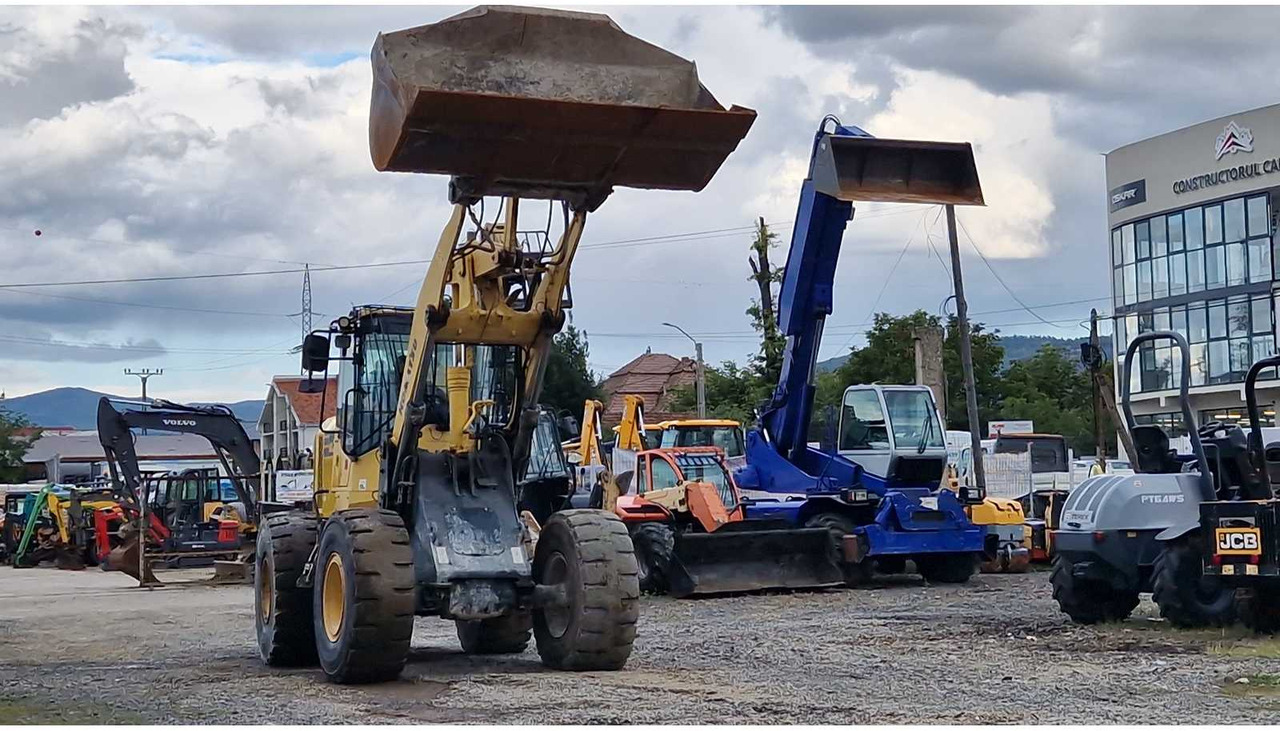 KOMATSU - WA270-7 - SHOVEL - 2017 - Wheel loader: picture 5 KOMATSU - WA270-7 - SHOVEL - 2017 - Wheel loader: picture 5