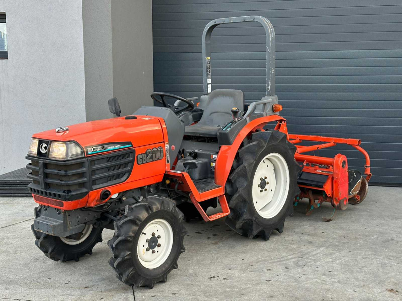 KUBOTA - GB200 - 4-WHEEL DRIVE TRACTOR - Farm tractor: picture 1 KUBOTA - GB200 - 4-WHEEL DRIVE TRACTOR - Farm tractor: picture 1