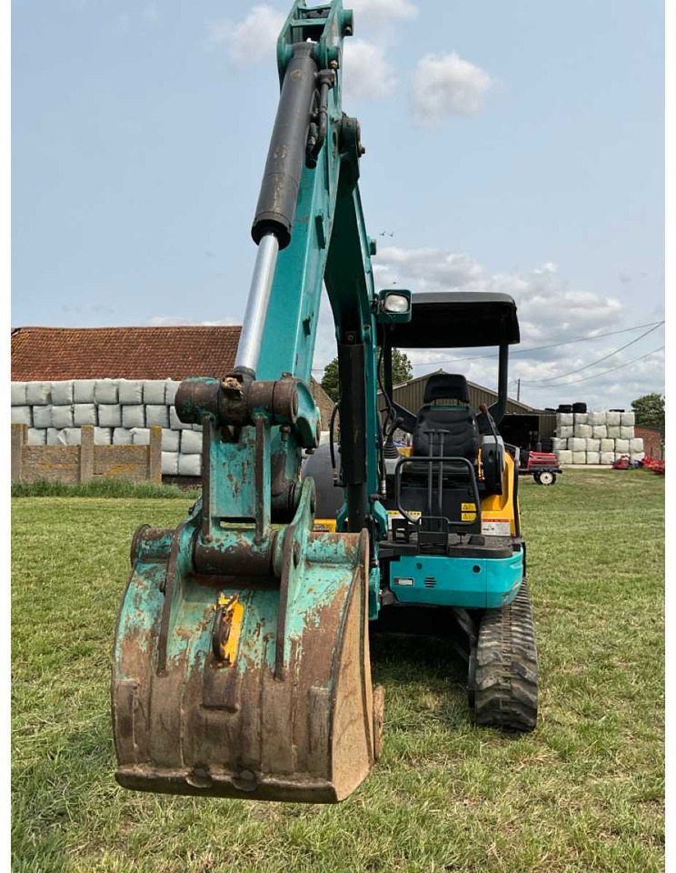 KUBOTA U-30-5 MIDI CRAWLER EXCAVATOR - Excavator: picture 2 KUBOTA U-30-5 MIDI CRAWLER EXCAVATOR - Excavator: picture 2