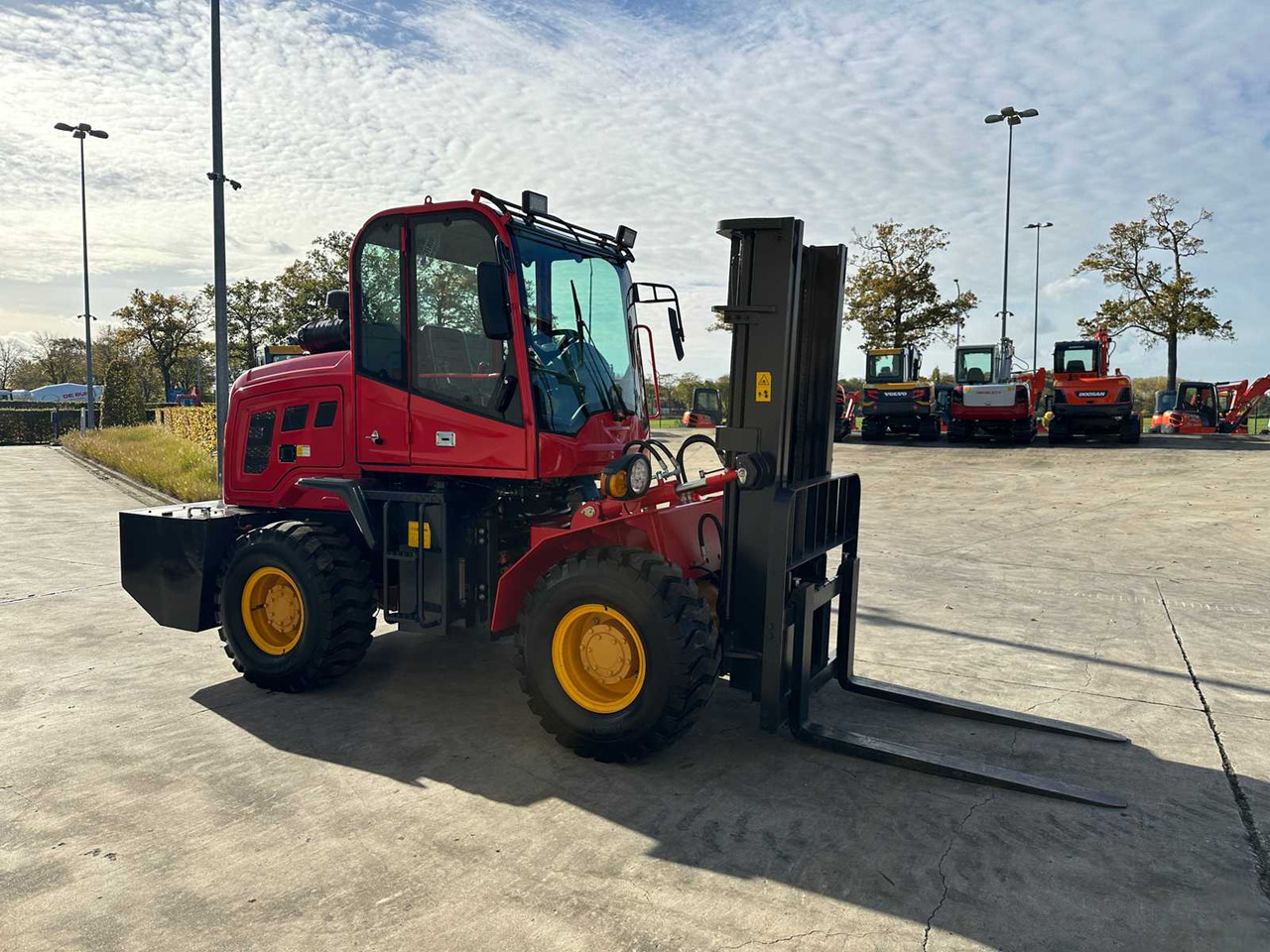 KUL - 2025 - RTF-3500 - FORKLIFT TRUCK - Forklift: picture 3 KUL - 2025 - RTF-3500 - FORKLIFT TRUCK - Forklift: picture 3