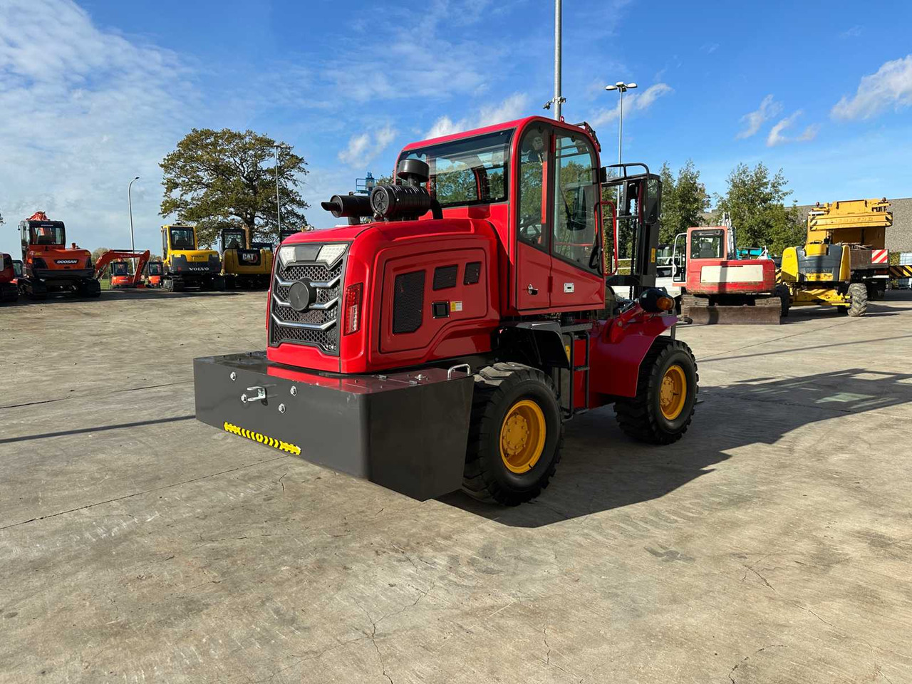 KUL - 2025 - RTF-3500 - FORKLIFT TRUCK - Forklift: picture 4 KUL - 2025 - RTF-3500 - FORKLIFT TRUCK - Forklift: picture 4