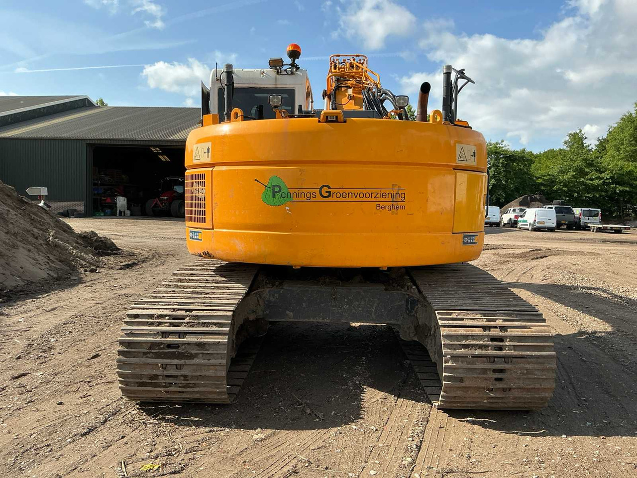 Komatsu PC228USLC-8 - Crawler excavator: picture 5 Komatsu PC228USLC-8 - Crawler excavator: picture 5