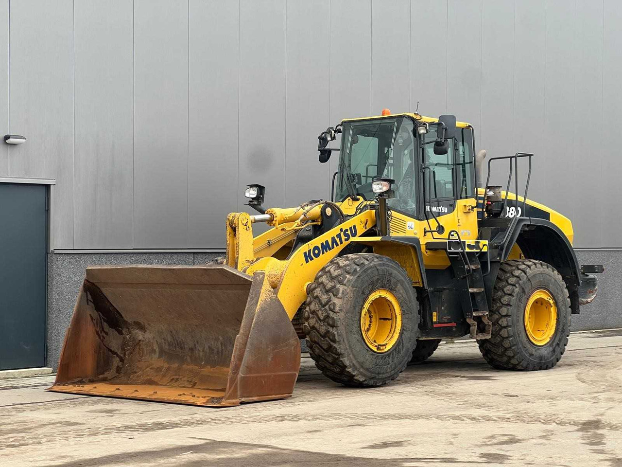 Komatsu WA380-7 - Wheel loader: picture 1 Komatsu WA380-7 - Wheel loader: picture 1