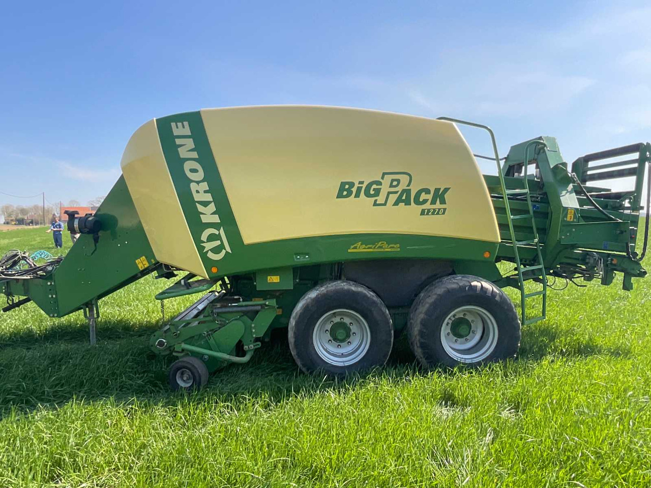 Krone Big pack 1270 - Square baler: picture 1 Krone Big pack 1270 - Square baler: picture 1