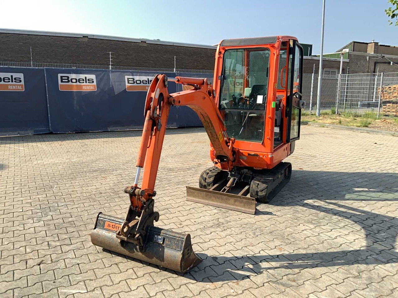 Kubota KX016-4 - Mini excavator: picture 2 Kubota KX016-4 - Mini excavator: picture 2