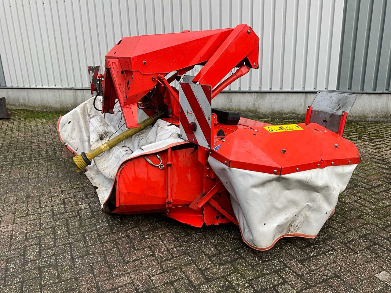 Kuhn FC313F-FF - Flail mower/ Mulcher: picture 1 Kuhn FC313F-FF - Flail mower/ Mulcher: picture 1