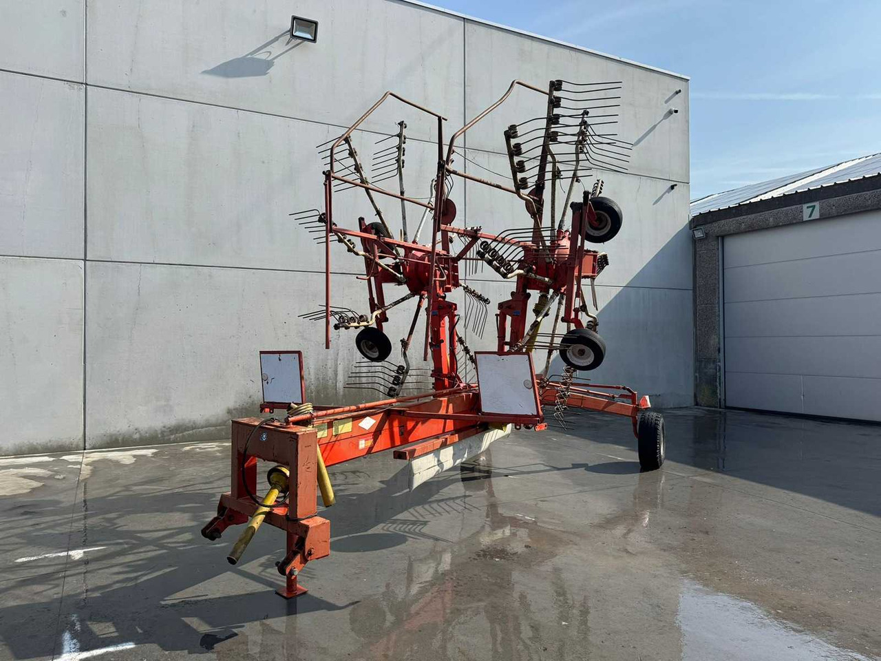Kuhn GA7301 - Tedding equipment: picture 3 Kuhn GA7301 - Tedding equipment: picture 3