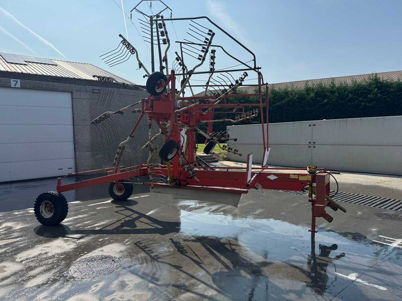Kuhn GA7301 - Tedding equipment: picture 5 Kuhn GA7301 - Tedding equipment: picture 5