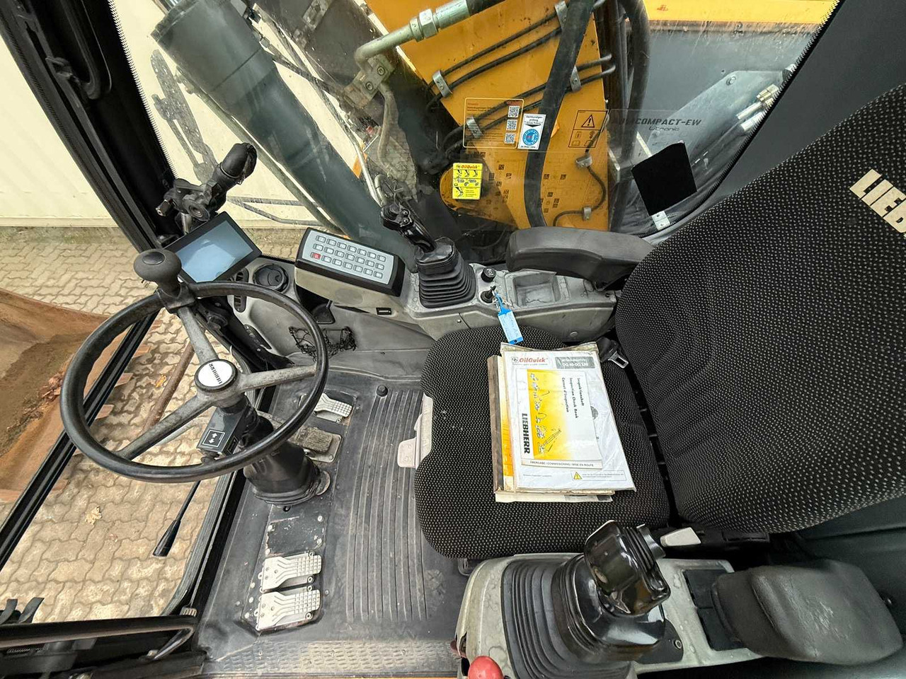 Wheel excavator LIEBHERR - A914 COMPACT - OILQUICK - 2017 - WHEELED EXCAVATOR: picture 35