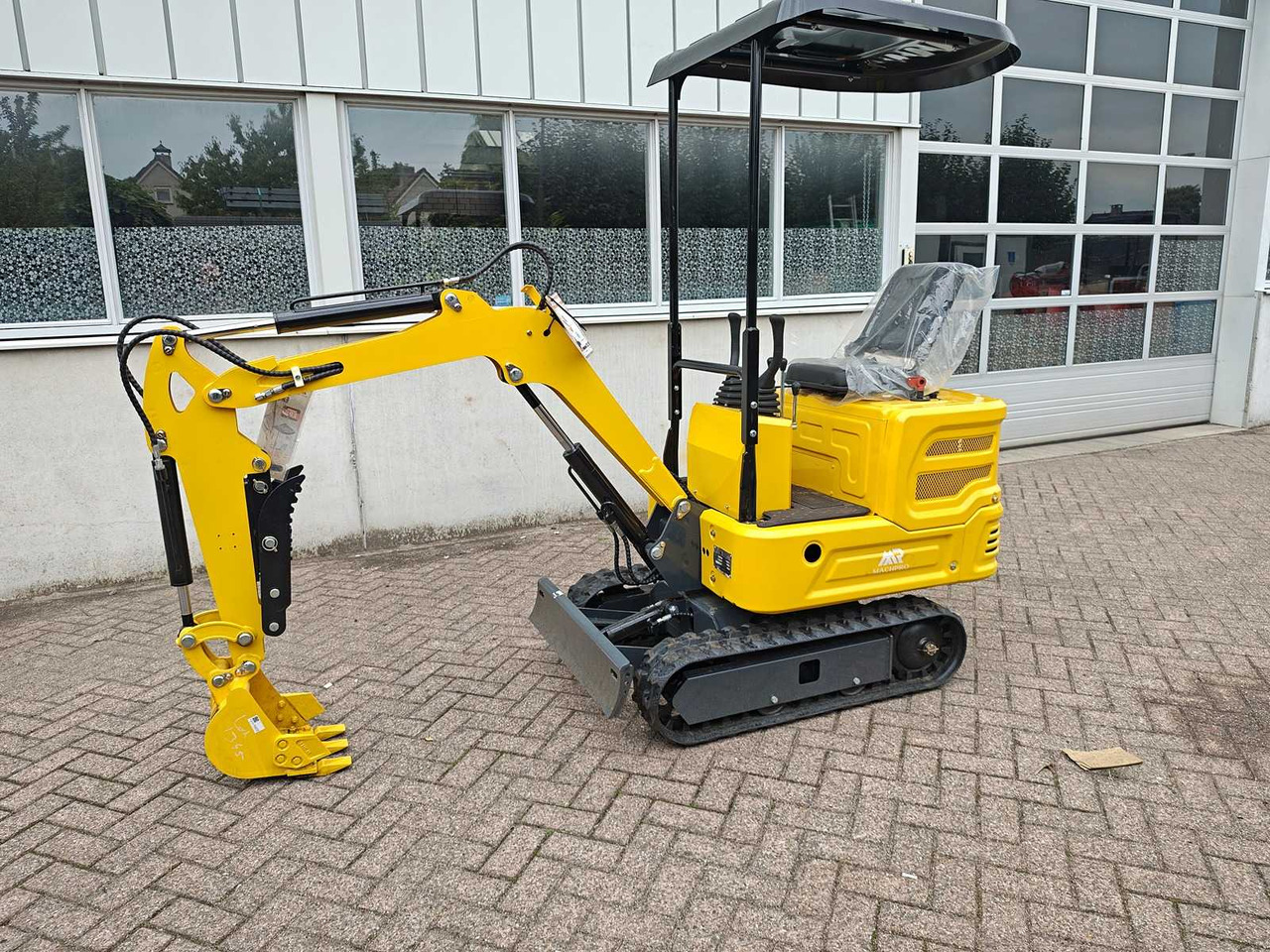 Machpro MP15 - Mini excavator: picture 1 Machpro MP15 - Mini excavator: picture 1