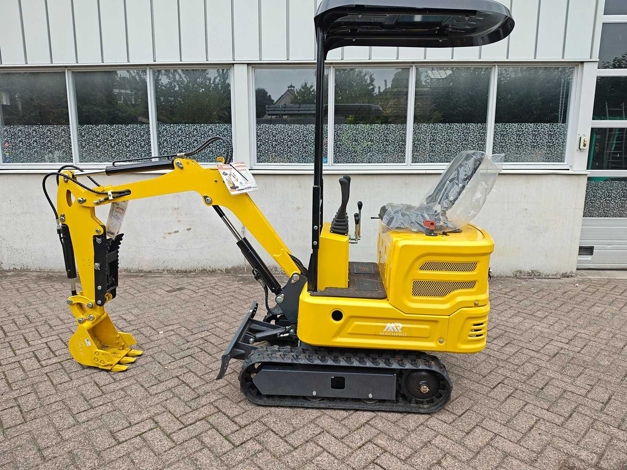 Machpro MP15 - Mini excavator: picture 2 Machpro MP15 - Mini excavator: picture 2
