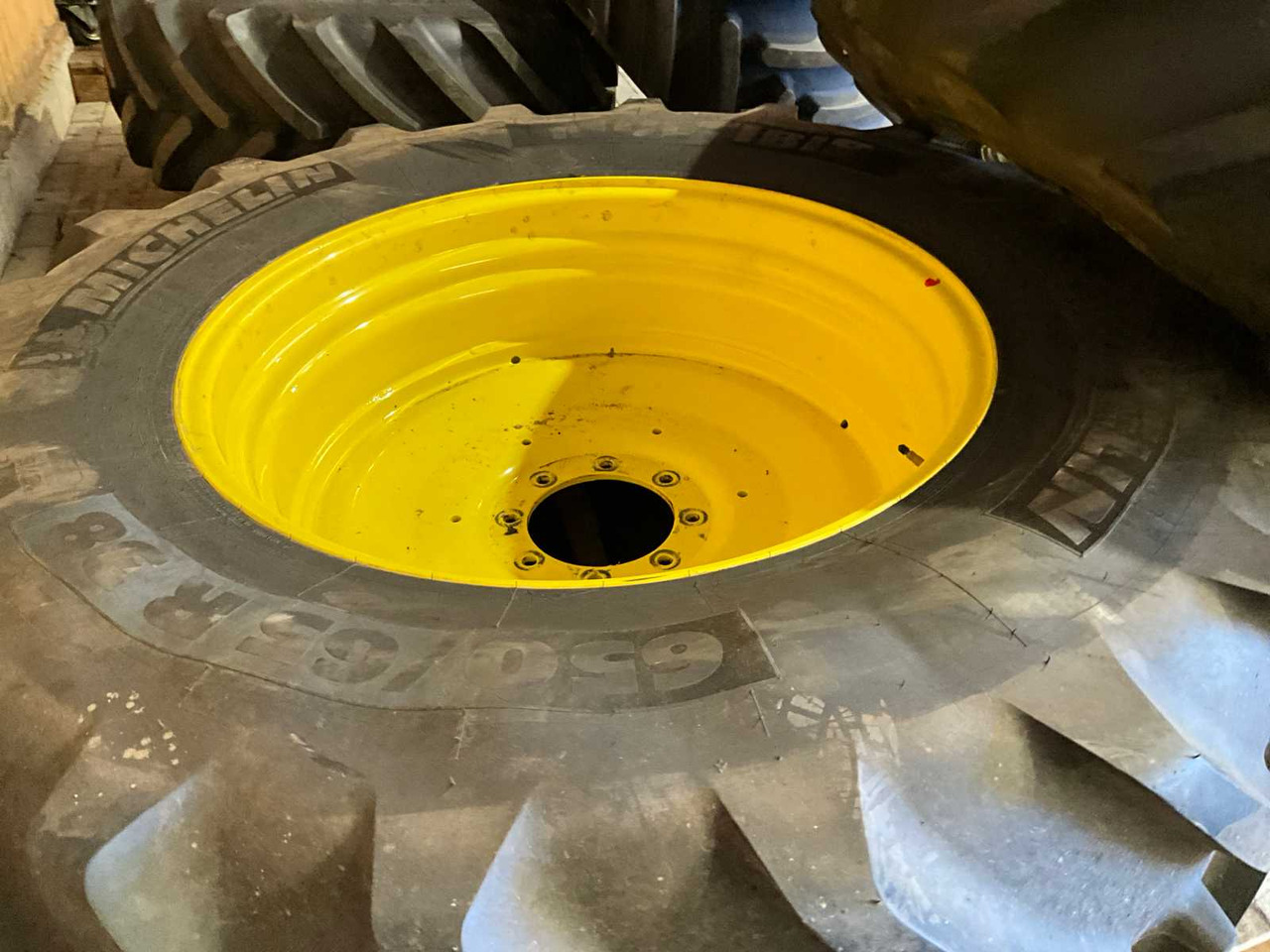 Michelin MultiBib - Wheels and tires for Farm tractor: picture 5 Michelin MultiBib - Wheels and tires for Farm tractor: picture 5