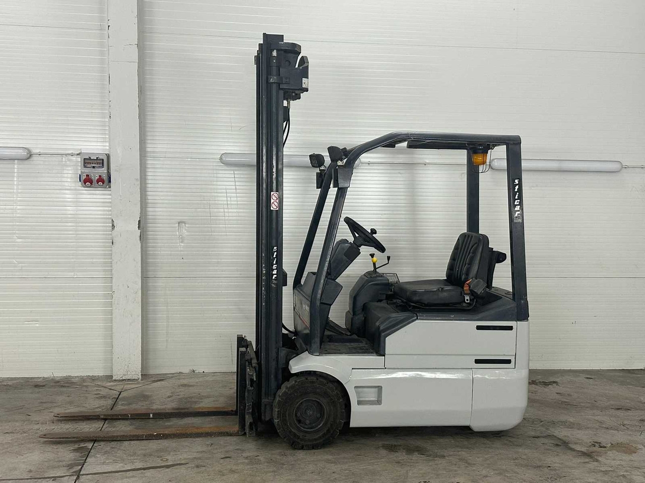 OM - EU 3/15 - FORKLIFT TRUCKS - 1997 - Forklift: picture 2 OM - EU 3/15 - FORKLIFT TRUCKS - 1997 - Forklift: picture 2