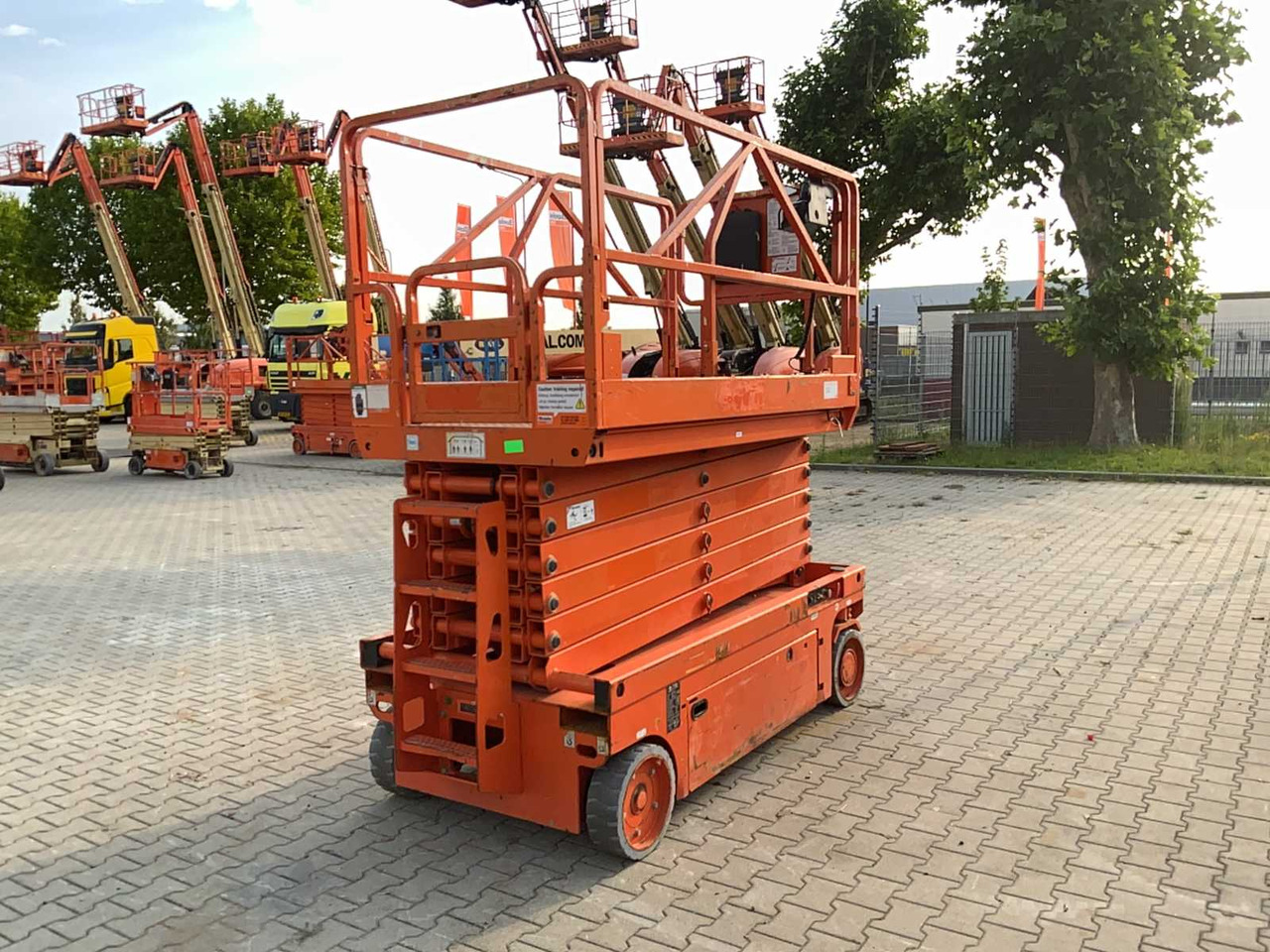 PB Lifttechnik PBS140-12EC - Aerial platform: picture 4 PB Lifttechnik PBS140-12EC - Aerial platform: picture 4