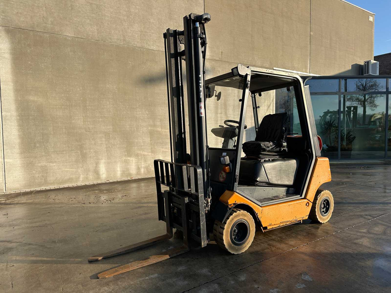 STILL - 2000 - R70-25T - FORKLIFT - Forklift: picture 1 STILL - 2000 - R70-25T - FORKLIFT - Forklift: picture 1