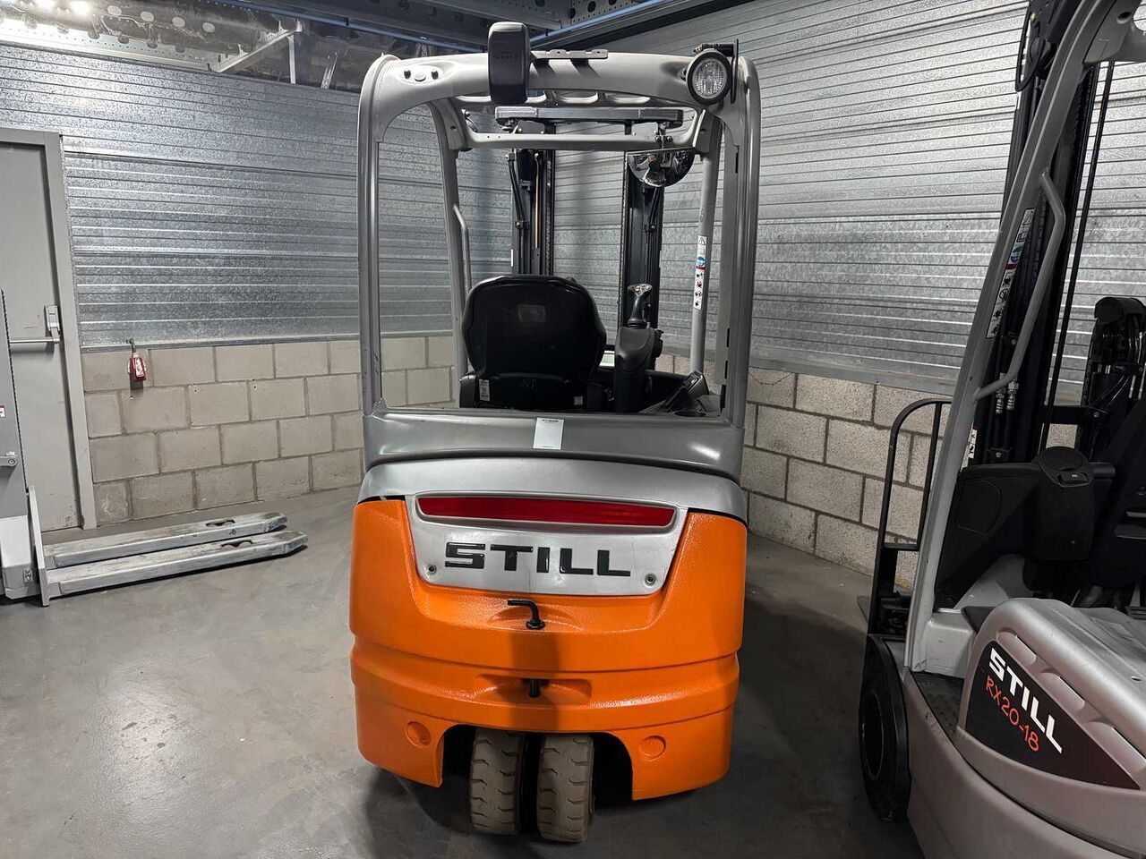 STILL - RX20-20 - FORKLIFT TRUCKS - 2013 - Forklift: picture 4 STILL - RX20-20 - FORKLIFT TRUCKS - 2013 - Forklift: picture 4