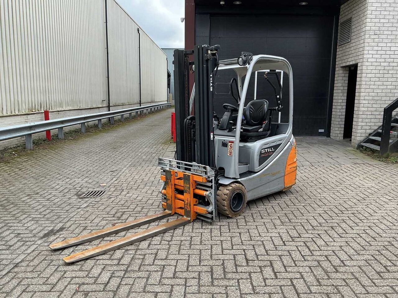 STILL - RX20-20 - FORKLIFT TRUCKS - 2013 - Forklift: picture 1 STILL - RX20-20 - FORKLIFT TRUCKS - 2013 - Forklift: picture 1