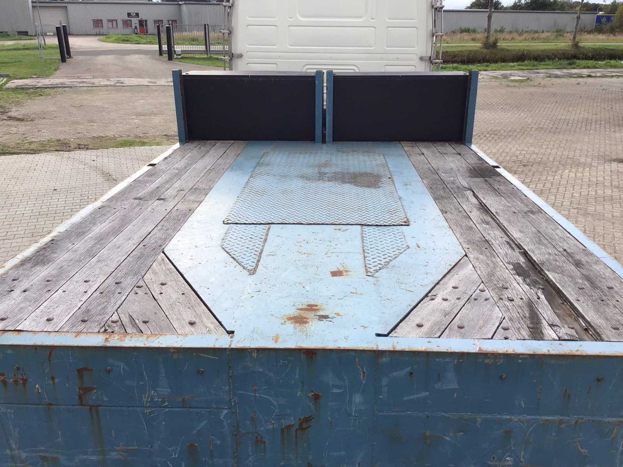 Semi-trailer LINTRAILERS - 3LSDU18-27 - SEMI LOW LOADER - 2006: picture 9