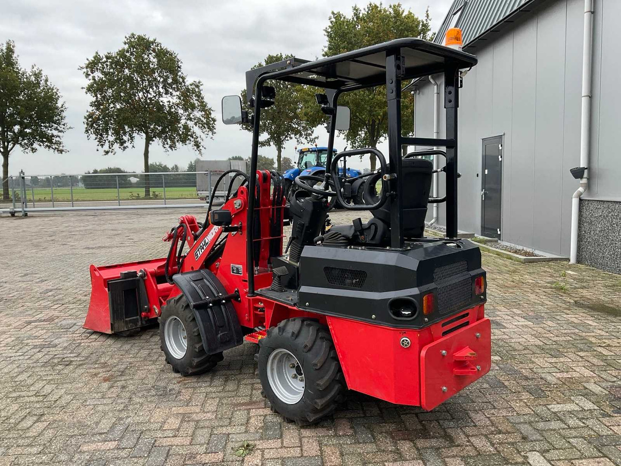 StahlWorks R906 - Wheel loader: picture 3 StahlWorks R906 - Wheel loader: picture 3