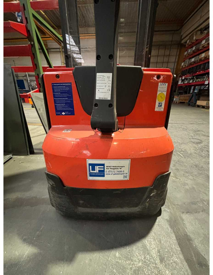 TOYOTA SWE 120 ELECTRIC PALLET TRUCK - Aerial platform: picture 1 TOYOTA SWE 120 ELECTRIC PALLET TRUCK - Aerial platform: picture 1