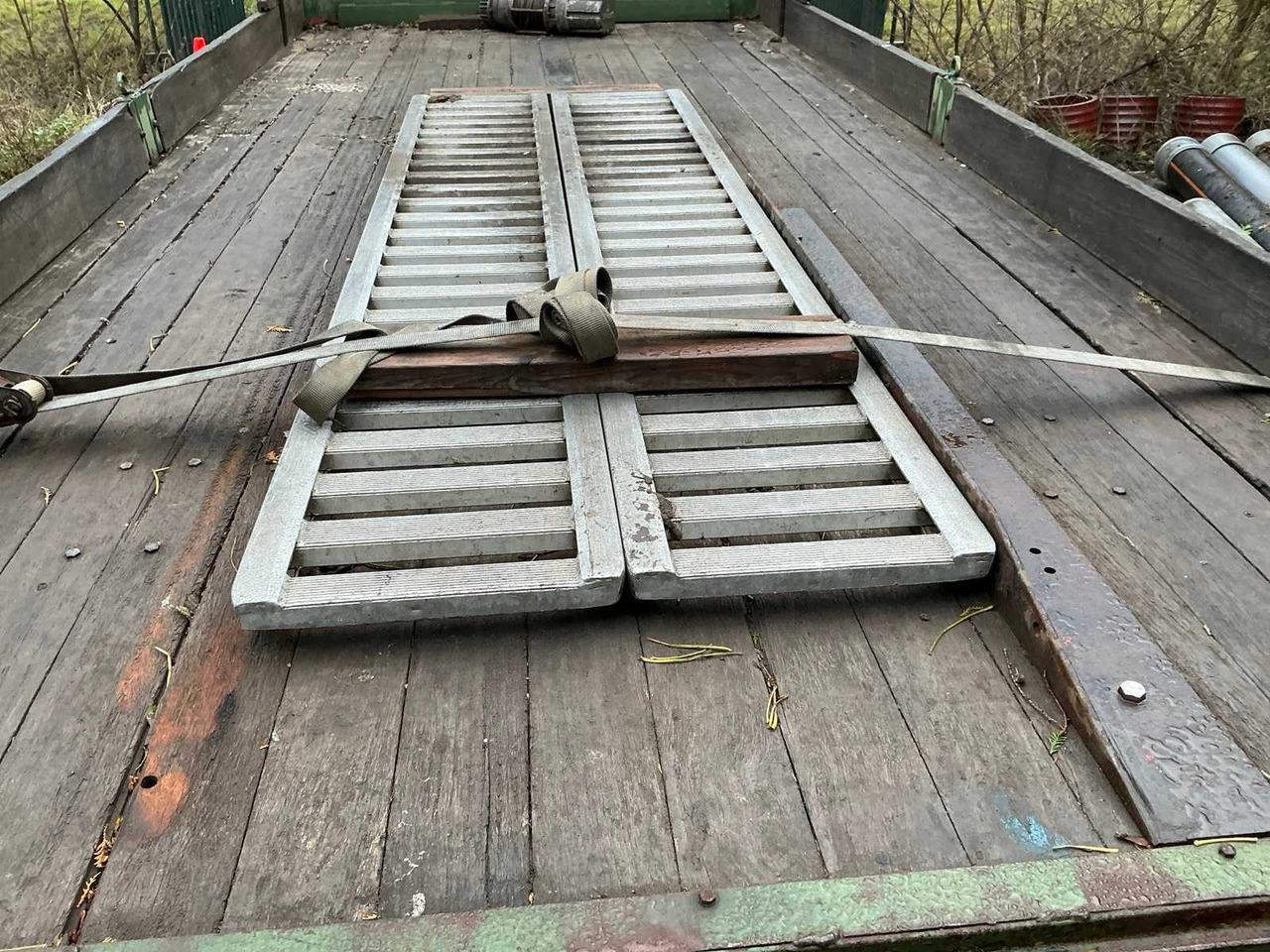 Truck 1984 RENAULT TRUCK: picture 8