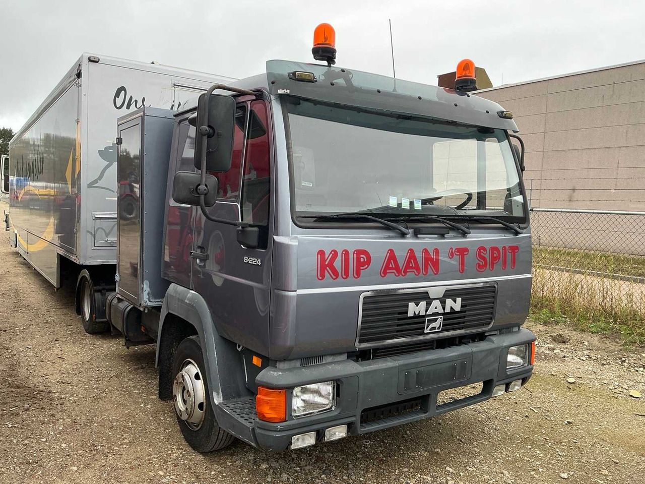 2000 MAN TRUCK WITH MARKET TRUCK - Truck: picture 4 2000 MAN TRUCK WITH MARKET TRUCK - Truck: picture 4