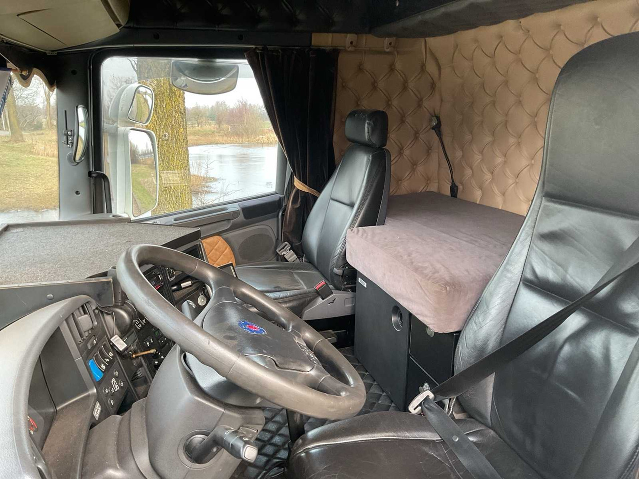 Truck 2005 - SCANIA - R 420 LA4X2MEB - TRUCK: picture 15 Truck 2005 - SCANIA - R 420 LA4X2MEB - TRUCK: picture 15