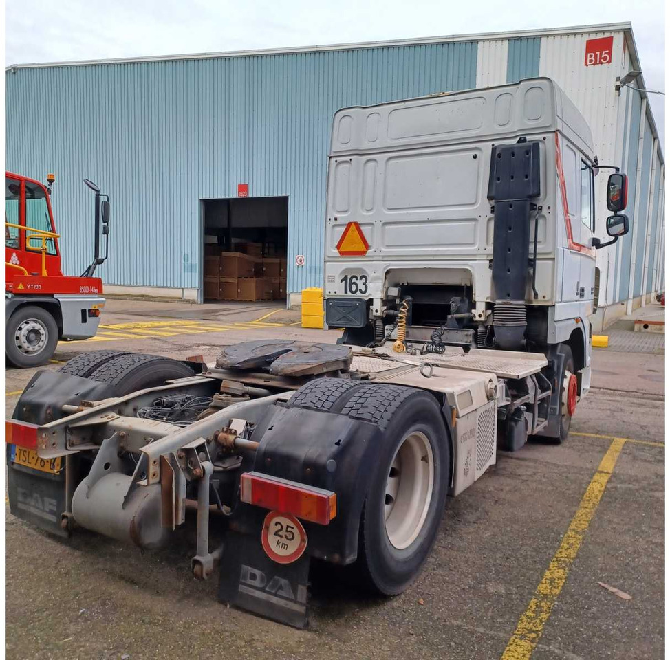 2007 DAF XF105 TRACTOR (74113-582) - Truck: picture 4 2007 DAF XF105 TRACTOR (74113-582) - Truck: picture 4
