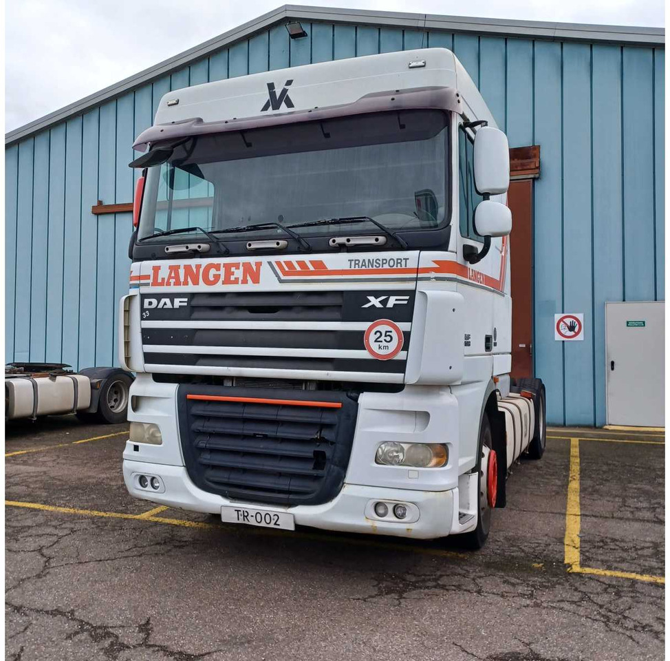 2007 DAF XF105 TRACTOR (74113-582) - Truck: picture 2 2007 DAF XF105 TRACTOR (74113-582) - Truck: picture 2