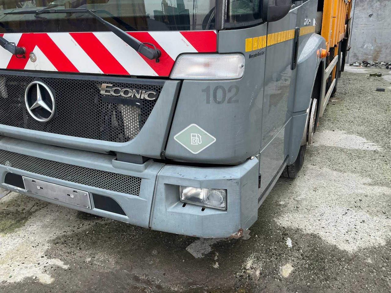 Truck 2011 MERCEDES-BENZ ECONIC TRUCK: picture 6