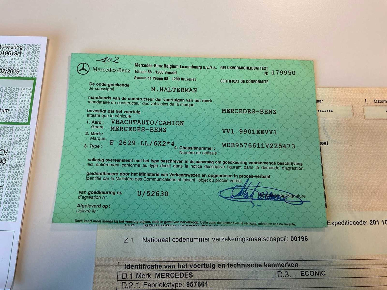 Truck 2011 MERCEDES-BENZ ECONIC TRUCK: picture 30