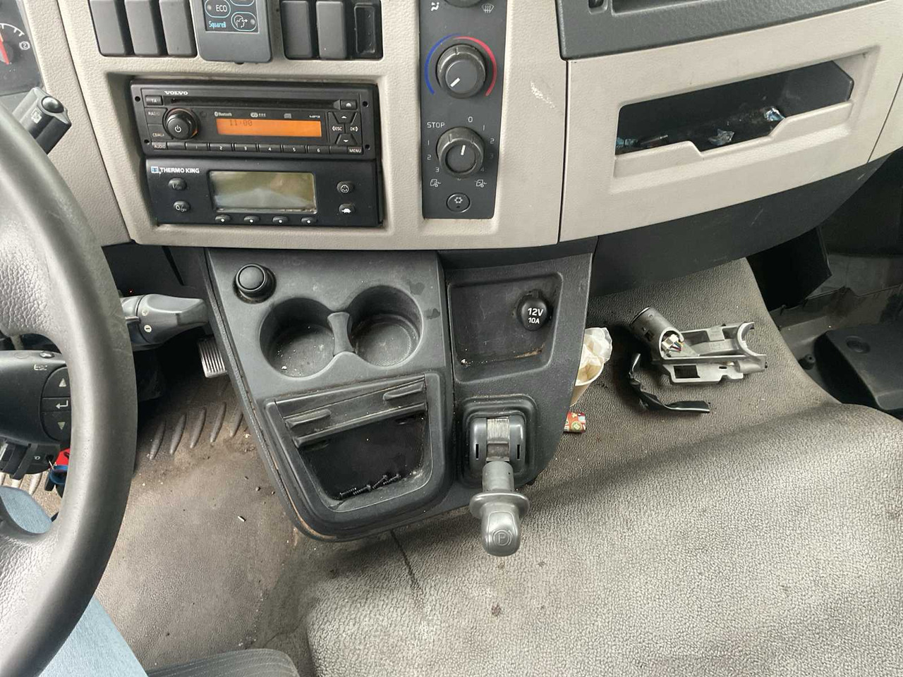 Truck 2013 VOLVO FLB2C REFRIGERATED TRUCK: picture 20