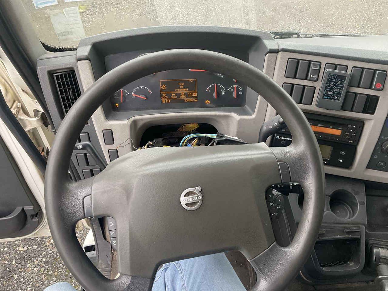 Truck 2013 VOLVO FLB2C REFRIGERATED TRUCK: picture 17