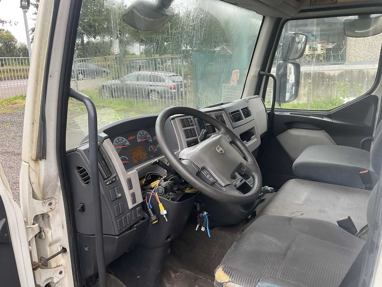 Truck 2013 VOLVO FLB2C REFRIGERATED TRUCK: picture 15