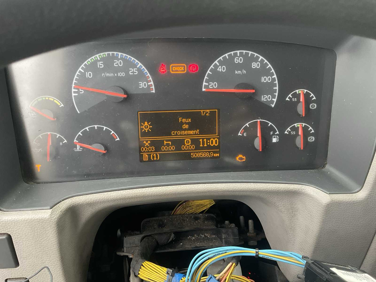 Truck 2013 VOLVO FLB2C REFRIGERATED TRUCK: picture 18