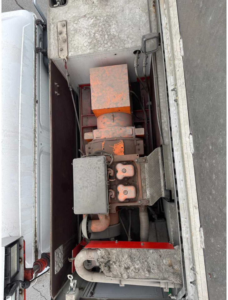 Truck MAN F90 TOW TRUCK FOR TRUCKS: picture 43