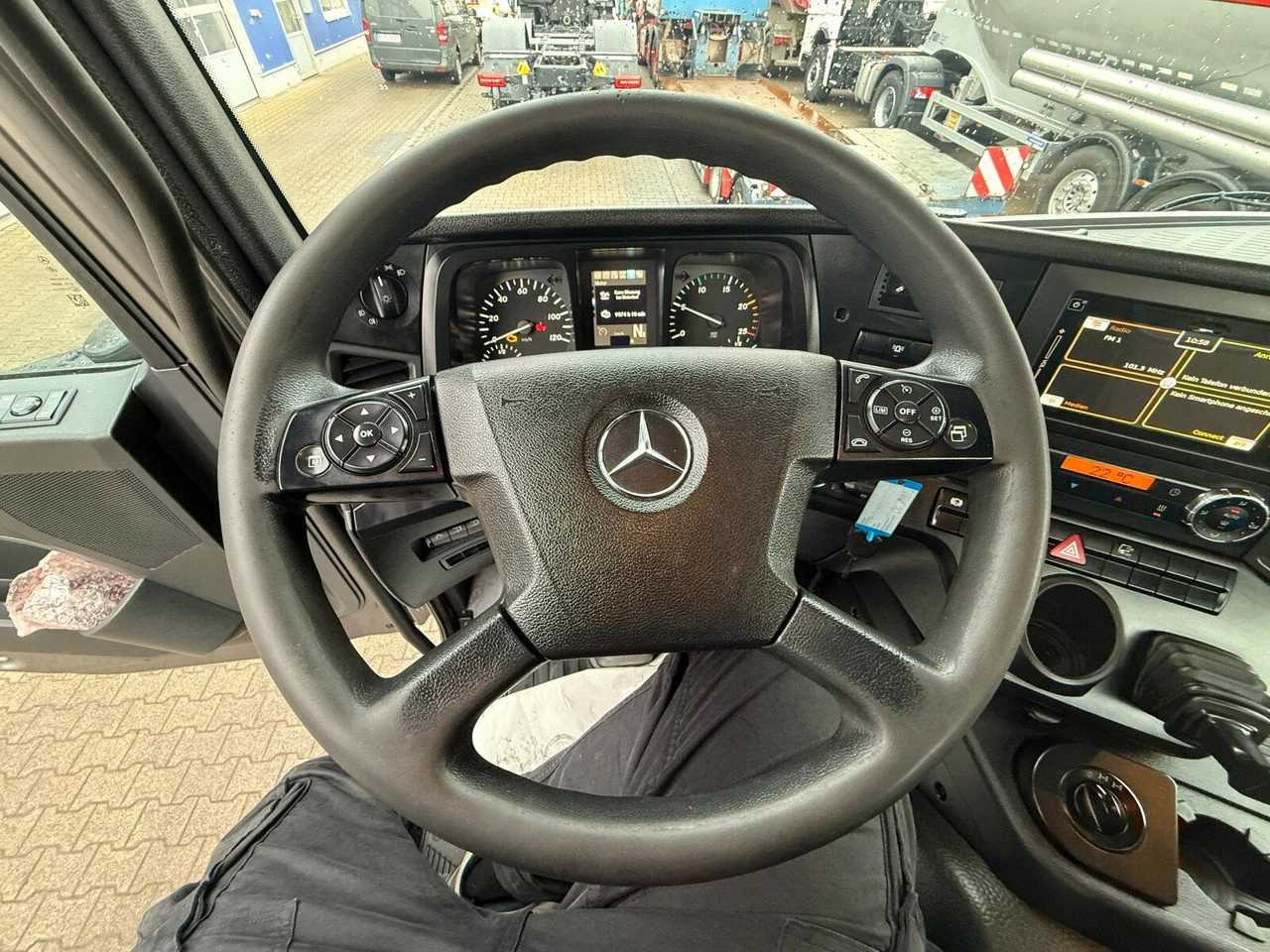 Truck MERCEDES-BENZ - 2018 - AROCS 2646 - TRUCK: picture 24