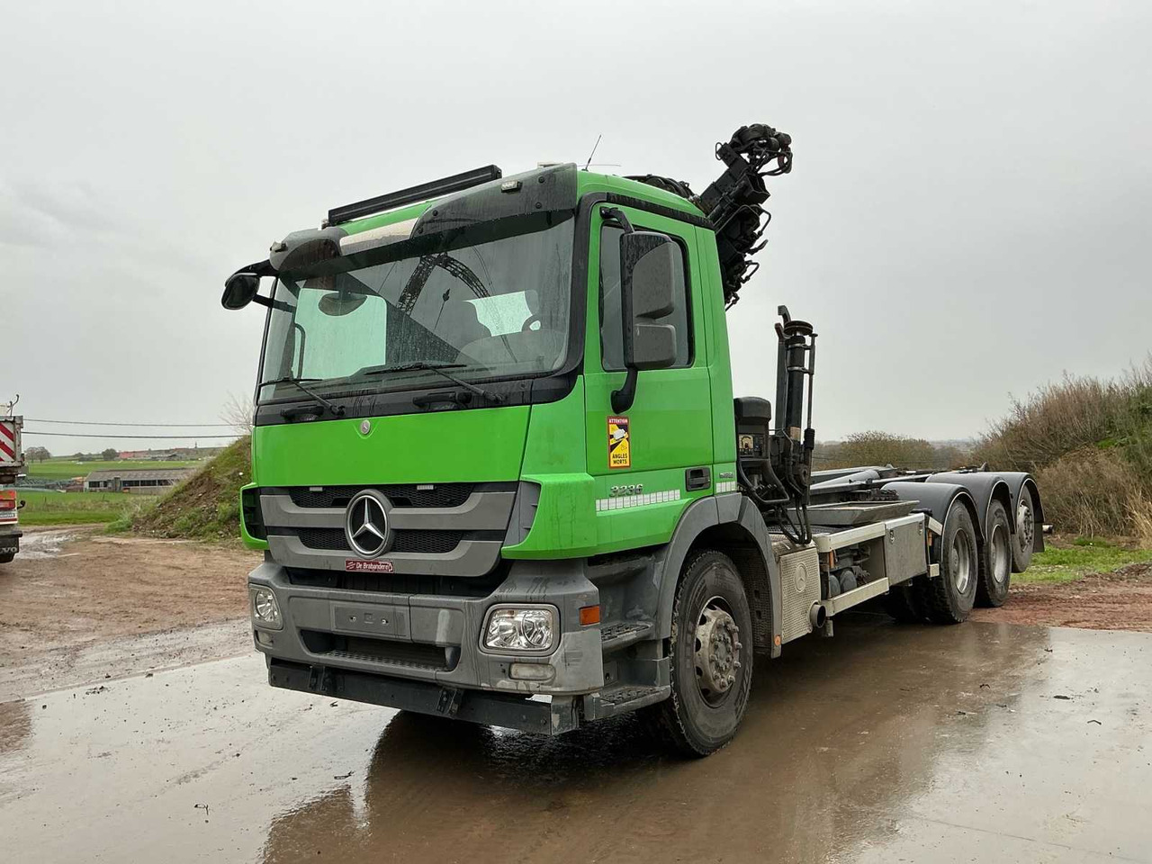 MERCEDES-BENZ ACTROS - LOADING CRANE/CONTAINER HOOK - 514 400KM - 2012 - Truck: picture 1 MERCEDES-BENZ ACTROS - LOADING CRANE/CONTAINER HOOK - 514 400KM - 2012 - Truck: picture 1
