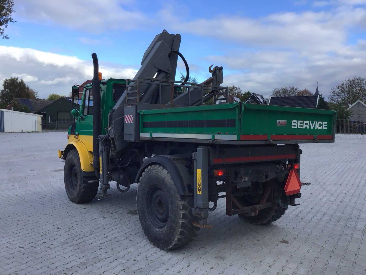 MERCEDES-BENZ - UNIMOG U 1300 L - FOREST TRUCK - Truck: picture 3 MERCEDES-BENZ - UNIMOG U 1300 L - FOREST TRUCK - Truck: picture 3