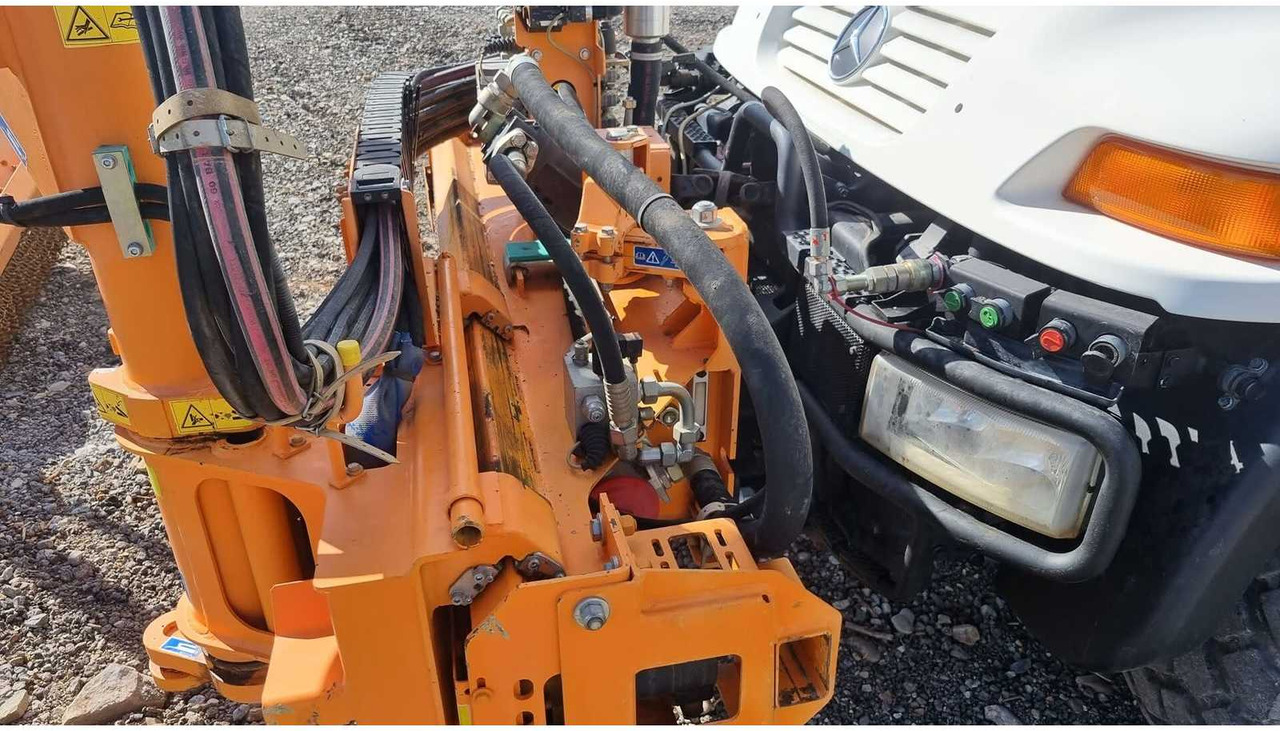 MERCEDES BENZ UNIMOG U 300 UTILITY TRUCK - 2006 - Truck: picture 5 MERCEDES BENZ UNIMOG U 300 UTILITY TRUCK - 2006 - Truck: picture 5